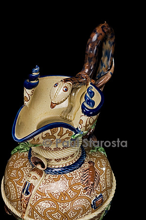 Petite aiguière dans le style Saint-Porchaire - C. Toft  Minton