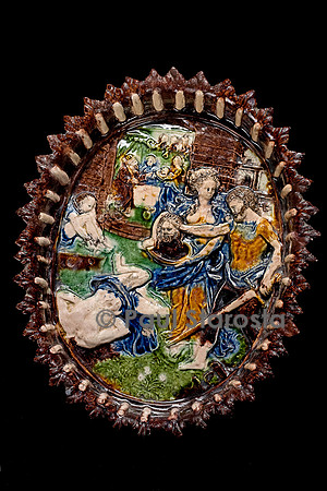 Coupe ovale sur piédouche, estampé à partir d’un moule, style Renaissance