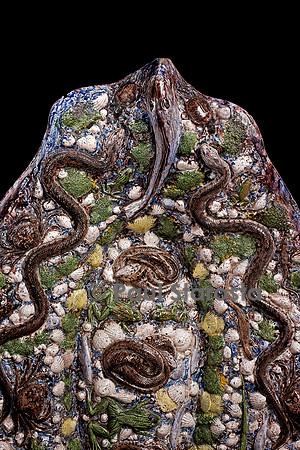 Grand bassin rustique en forme de nacelle. Bernard Palissy