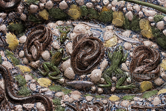 Grand bassin rustique en forme de nacelle. Bernard Palissy