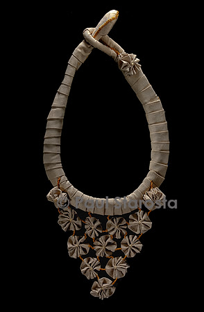 Parure bijou en soie - Marie Leclère