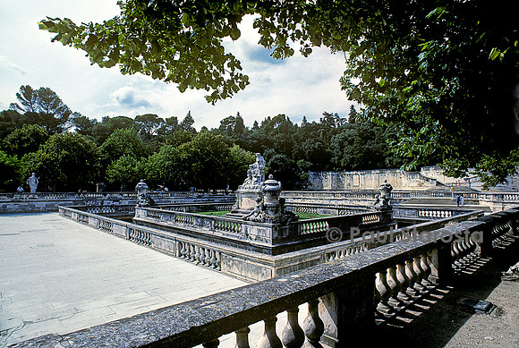 Les Jardins de la Fontaine à Nîmes - le Nymphée