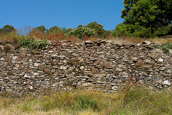 Mur en pierres sèches en Cévennes